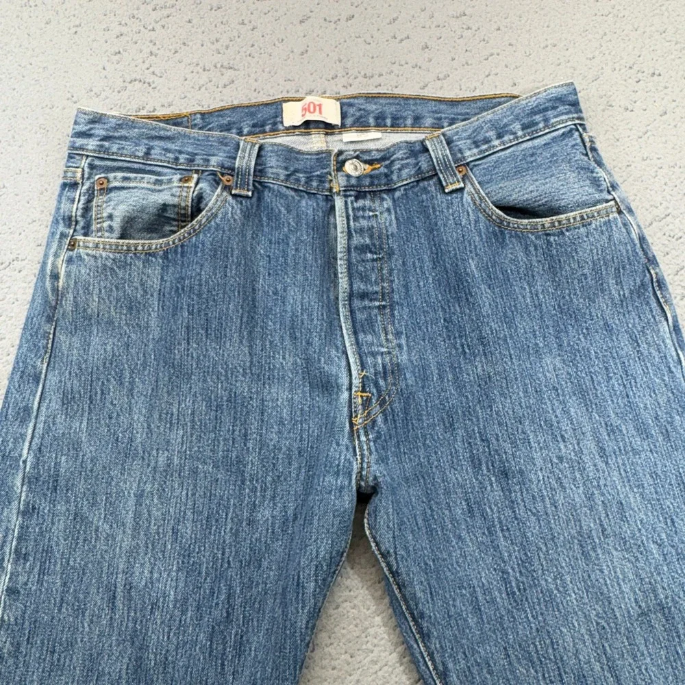 Levis 501 Jeans Mens 36x29 Blue Straight Leg Button Fly Denim Stonewash Original